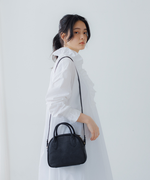 Ampersand（アンパサンド）の「【WEB限定】【Ampersand】tanning doctor bag ショルダーバッグ（ショルダーバッグ・レディース・ライトグレー/ブラック/ブルー/グレイッシュベージュ・フリー）」の2枚目の写真
