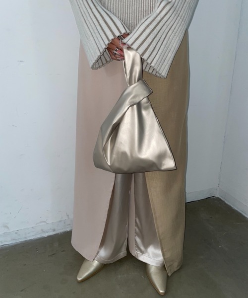 AIC.（エーアイシー）の「再入荷 アシンメトリーミニバッグ/フェイクレザー/ラメ（ハンドバッグ・レディース・ブラック/ピンク/シルバー/オレンジ/ブルー/ゴールド/カーキ/ホワイト系/その他1/その他2・FREE）」の18枚目の写真