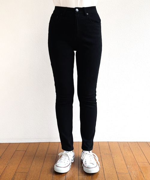 andme(アンドミー)の「ストレッチツイルスキニーパンツ(その他パンツ・レディース・ブラック・S/M/L)」の3枚目の写真