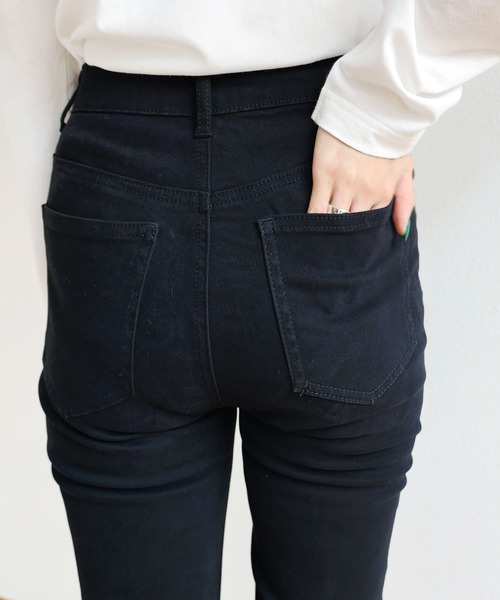 andme(アンドミー)の「ストレッチツイルスキニーパンツ(その他パンツ・レディース・ブラック・S/M/L)」の14枚目の写真