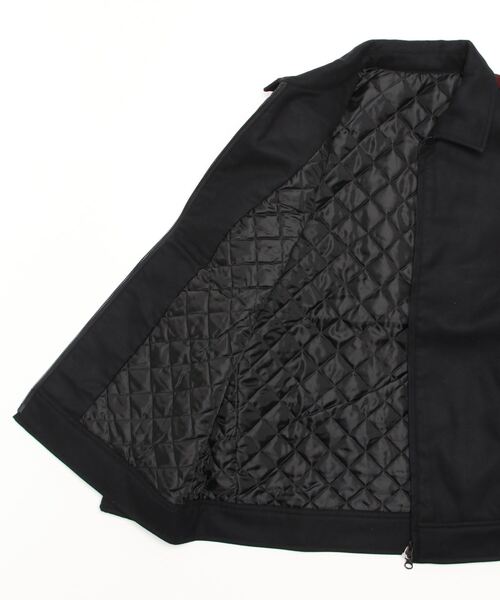 BLUE TORNADO（ブルートルネード）の「BLUE TORNADO∴フランネル袖ラインキルト中綿スイングトップ（ブルゾン・メンズ・ブラック・M/L）」の3枚目の写真