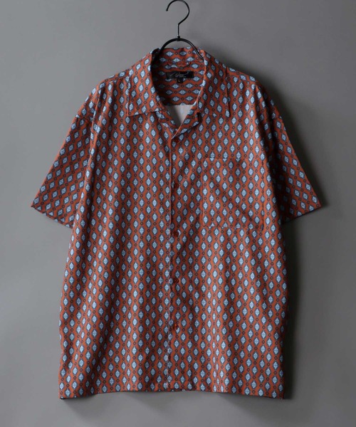 SITRY(シトリー)の「Oversize Drop shoulder Patterned shirt/オーバーサイズ ドロップショルダー 総柄 半袖シャツ(シャツ/ブラウス・メンズ・ホワイト/ライトグレー/ブラック/ブラウン/オフホワイト/サックスブルー/ピンク/イエロー/オレンジ/グリーン/マスタード/ラベンダー/ホワイト系その他/ブラック系その他/ブラック系その他2・M/L)」の9枚目の写真