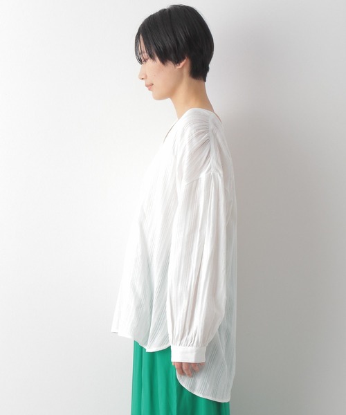 LEPSIM（レプシィム）の「デザインレースチュニック　268229（シャツ/ブラウス・レディース・ブラック/オフホワイト/イエロー・FREE）」の8枚目の写真