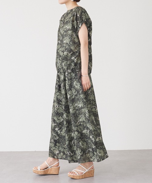 BEARDSLEY（ビアズリー）の「ぽっちゃりな方にも通気性が良くて◎ フラワープリントパンツ（その他パンツ・レディース・カーキ/アイボリー・FREE）」の10枚目の写真