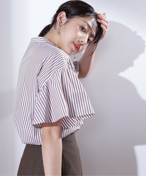 NATURAL BEAUTY BASIC(ナチュラルビューティーベーシック)の「ストライプフリルシャツ(シャツ/ブラウス・レディース・ホワイト系その他/ブルー系その他/ブルー系その他6・SMALL/MEDIUM)」の16枚目の写真