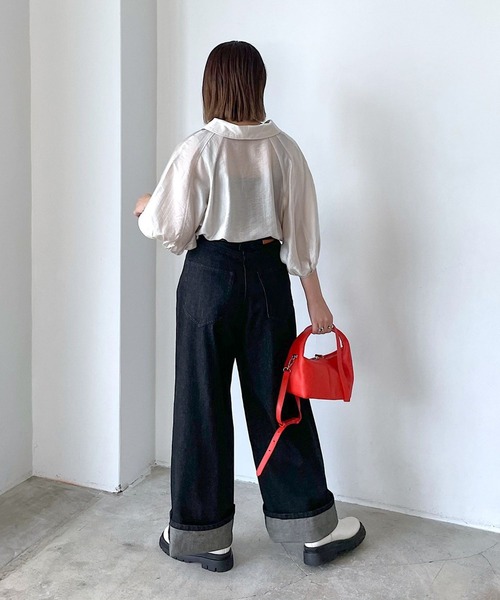 PAGEBOY（ページボーイ）の「BIGカラーブラウス（シャツ/ブラウス・レディース・ブラック/オフホワイト/イエロー系その他/グレイッシュベージュ・FREE）」の13枚目の写真