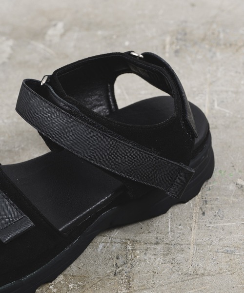 INTER FACTORY（インターファクトリー）の「ファッションインフルエンサー DAISUKE - ハイソールレザーベルトサンダル made in INTER FACTORY（サンダル・メンズ・ブラック・SMALL/MEDIUM/LARGE）」の6枚目の写真