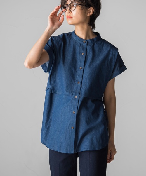 socolla(ソコラ)の「【socolla】デニムレイヤードバンドカラーシャツ(シャツ/ブラウス・レディース・ネイビー/ブルー・M)」の1枚目の写真