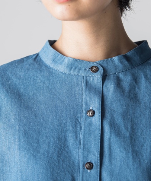 socolla(ソコラ)の「【socolla】デニムレイヤードバンドカラーシャツ(シャツ/ブラウス・レディース・ネイビー/ブルー・M)」の17枚目の写真