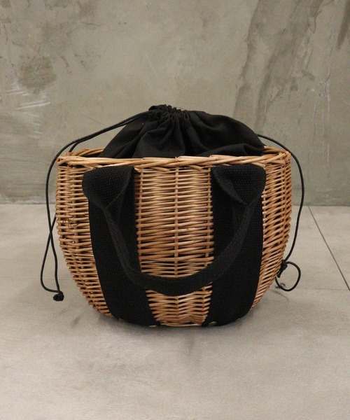 DONOBAN（ドノバン）の「バケット型柳バッグ（かごバッグ・レディース・アイボリー/ブラック・ONESIZE）」の9枚目の写真