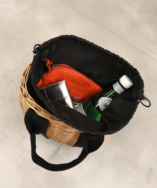 DONOBAN（ドノバン）の「バケット型柳バッグ（かごバッグ・レディース・アイボリー/ブラック・ONESIZE）」の13枚目の写真