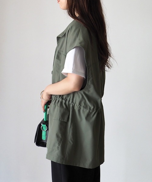 Riberry(リベリー)の「スタンドネック ミリタリーベスト(ベスト・レディース・ブラック/カーキ/ベージュ・FREE)」の6枚目の写真