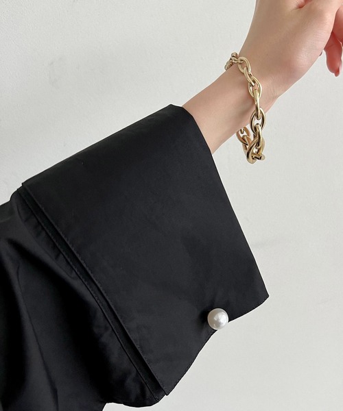 Emma Taylor（エマテイラー）の「ビッグカフスパールピンブラウス（シャツ/ブラウス・レディース・ホワイト/ブラック/ブルー・FREE）」の14枚目の写真