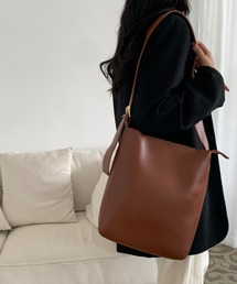 フェイクレザー ワイドベルト ショルダーバッグ（ ポーチ付）