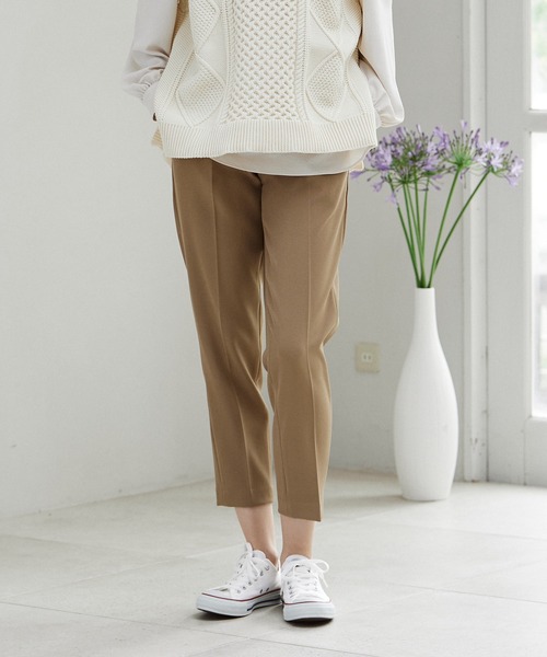 INED CLARO(イネドクラロ)の「ストレッチスティックパンツ(その他パンツ・レディース・アイボリー/ピンク/パープル/ベージュ/ブラック・7号/9号/11号/13号)」の4枚目の写真