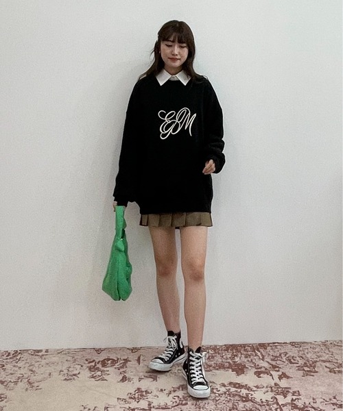 EPIMI E'PIMMY（エピミエピミー）の「【ユニセックス】エンボスシシュウロゴオーバースウェット（スウェット・レディース・ブラック/オフホワイト/杢グレー・MEDIUM）」の7枚目の写真