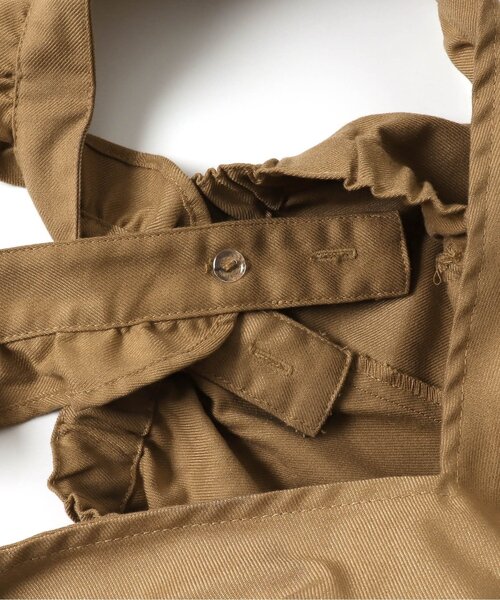 BREEZE（ブリーズ）の「フリルオーバーオール（サロペット/オーバーオール・キッズ・ベージュ/ブラック・90/140/130/80/110/120/100）」の6枚目の写真