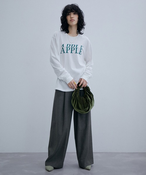 HELOYSE（エロイーズ）の「【HELOYSE】別注 ベロアcroissant shantung bag（ハンドバッグ・レディース・ブラック/ダークグリーン・FREE）」の7枚目の写真