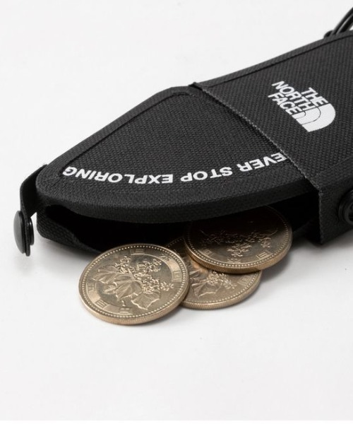 THE NORTH FACE（ザノースフェイス）の「【THE NORTH FACE】PEBBLE COIN WALLET（コインケース・メンズ・ブラック/グレー/カーキ/ダークブラウン/ライトグレー/ピンク・FREE）」の7枚目の写真