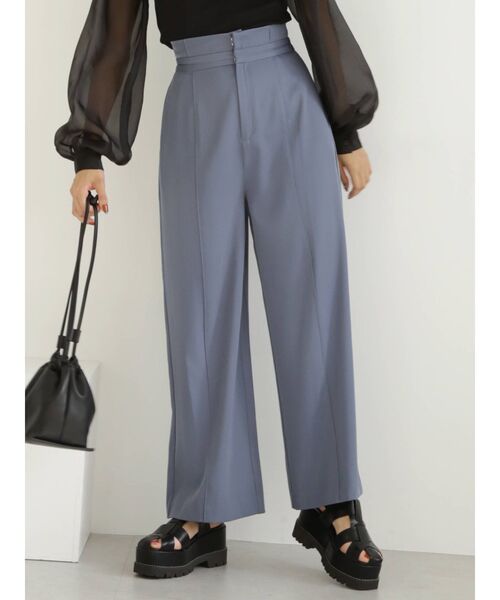 MURUA(ムルーア)の「ハイウエストベルトワイドパンツ(スラックス・レディース・モカ/アイボリー/ブルー・1/2)」の3枚目の写真