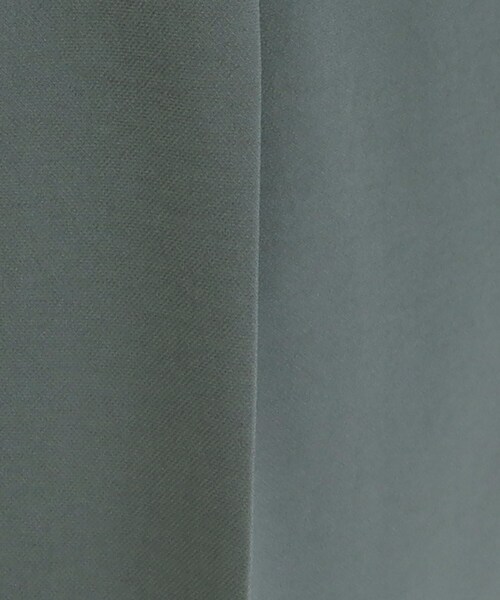 INDIVI（インディヴィ）の「◆【新色登場！/こなれSETUP/洗える/ウエストゴム】タックテーパードパンツ（スーツパンツ・レディース・サックスブルー系5/ブラック/ライトグリーン系/グレー系その他6/チャコール/ベージュ系5・34/15 /40/12/19/36/17/05/42/38/13/03）」の18枚目の写真