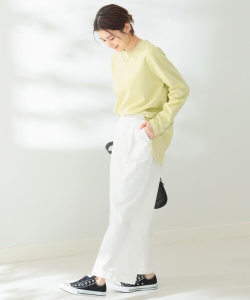 B:MING by BEAMS（ビーミングバイビームス）の「UNIVERSAL OVERALL × B:MING by BEAMS/ 別注 ワイドパンツ（その他パンツ・レディース・ホワイト/ライトブルー/ブラック・MEDIUM/SMALL）」の4枚目の写真