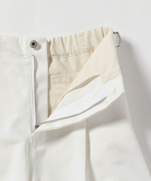 B:MING by BEAMS（ビーミングバイビームス）の「UNIVERSAL OVERALL × B:MING by BEAMS/ 別注 ワイドパンツ（その他パンツ・レディース・ホワイト/ライトブルー/ブラック・MEDIUM/SMALL）」の14枚目の写真