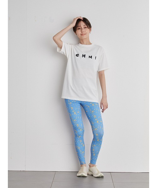emmi（エミ）の「【emmi yoga】ECOemmiロゴT-shirts（Tシャツ/カットソー・レディース・ホワイト/ブルー/ベージュ/ブラック・FREE）」の12枚目の写真