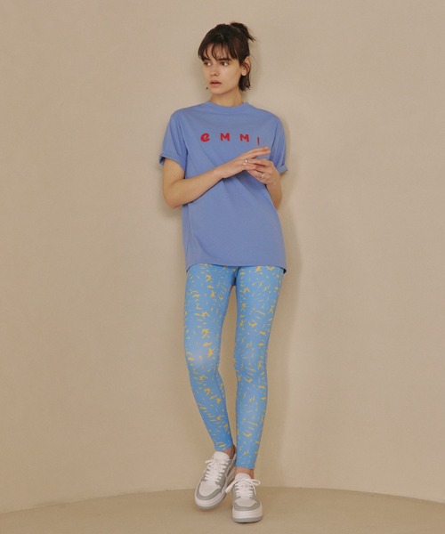 emmi（エミ）の「【emmi yoga】ECOemmiロゴT-shirts（Tシャツ/カットソー・レディース・ホワイト/ブルー/ベージュ/ブラック・FREE）」の16枚目の写真