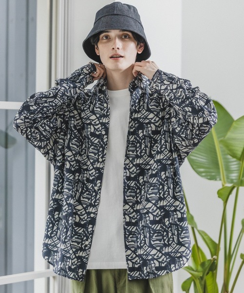 RAGEBLUE(レイジブルー)の「ラグイージー/総柄デザインシャツ(シャツ/ブラウス・メンズ・ダークグリーン/ブラック/ホワイト/ブラウン・MEDIUM/LARGE)」の3枚目の写真