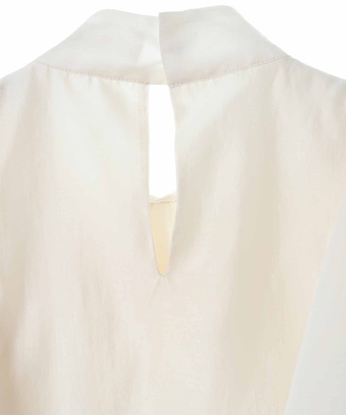 31 Sons de mode（トランテアン　ソン　ドゥ　モード）の「シアーボウタイフリル袖ブラウス（シャツ/ブラウス・レディース・オフホワイト/サックスブルー/ライトグリーン・36）」の8枚目の写真