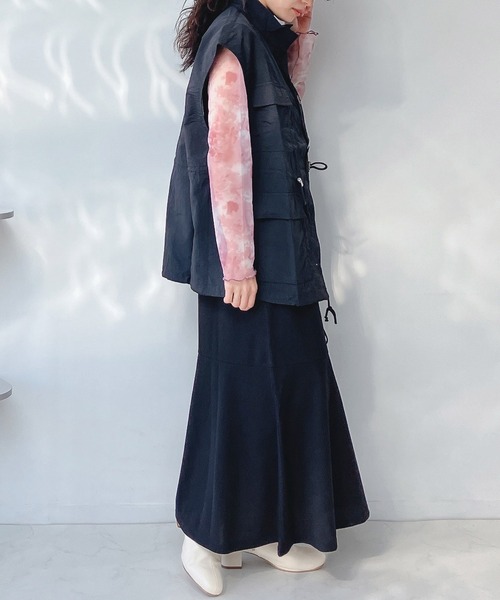 AS KNOW AS plus（アズノゥアズプラス）の「○スタンド シャカ ナイロンベスト（ベスト・レディース・カーキ/ブラック/アイボリー・FREE）」の8枚目の写真