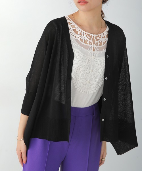 Bou Jeloud（ブージュルード）の「BOXシルエットショートカーディガン（カーディガン/ボレロ・レディース・イエロー/ブラック/グレイッシュベージュ/ブルー/ベージュ/オレンジ・FREE）」の2枚目の写真