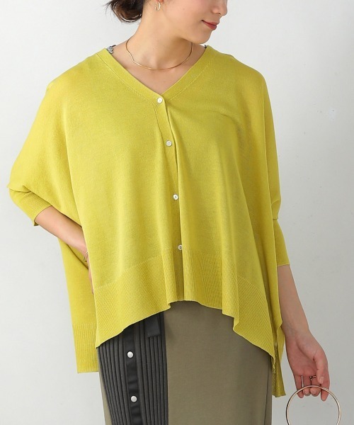 Bou Jeloud（ブージュルード）の「BOXシルエットショートカーディガン（カーディガン/ボレロ・レディース・イエロー/ブラック/グレイッシュベージュ/ブルー/ベージュ/オレンジ・FREE）」の7枚目の写真