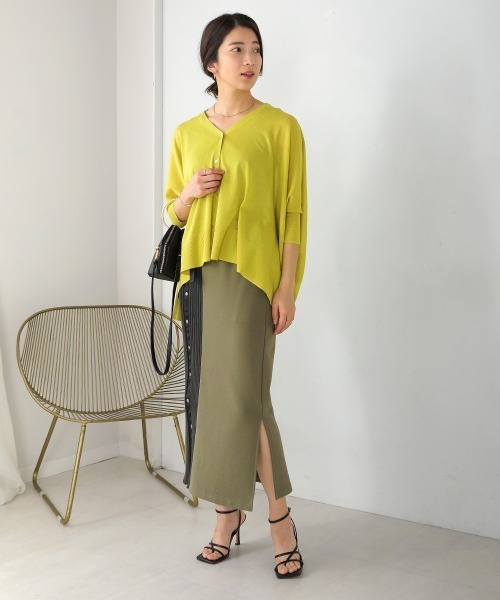 Bou Jeloud（ブージュルード）の「BOXシルエットショートカーディガン（カーディガン/ボレロ・レディース・イエロー/ブラック/グレイッシュベージュ/ブルー/ベージュ/オレンジ・FREE）」の8枚目の写真