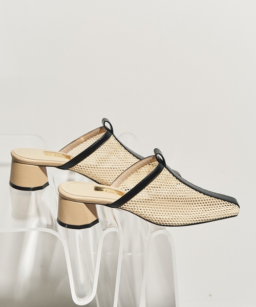 GRISE(グリーズ)の「GRISE 4cmスクエアラインイリメッシュミュール(その他シューズ・レディース・ベージュ/ブラック×ブラック・LARGE/MEDIUM/X-LARGE/SMALL)」の2枚目の写真