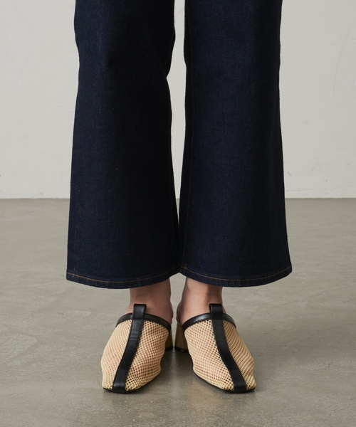 GRISE(グリーズ)の「GRISE 4cmスクエアラインイリメッシュミュール(その他シューズ・レディース・ベージュ/ブラック×ブラック・LARGE/MEDIUM/X-LARGE/SMALL)」の17枚目の写真