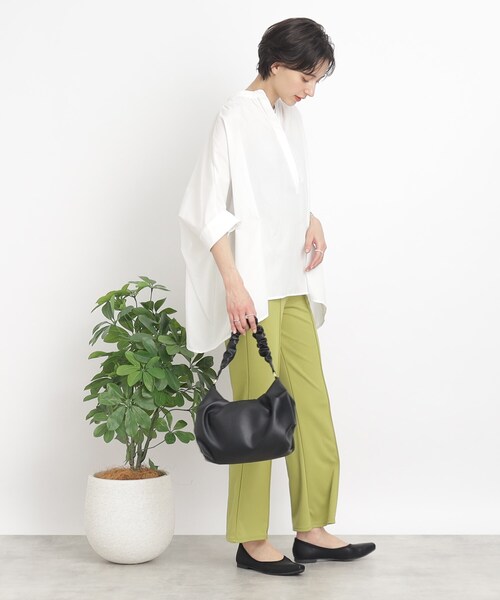 SHOO・LA・RUE（シューラルー）の「◆【こなれシルエットで体型カバー】ドルマンポンチョブラウス（シャツ/ブラウス・レディース・ホワイト系/ネイビー系2・00）」の14枚目の写真