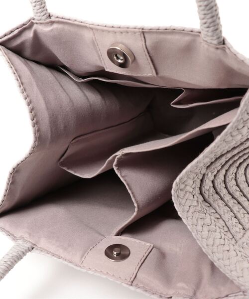 DONOBAN(ドノバン)の「雑材仕切り付きスクエアトート(トートバッグ・レディース・グリーン系その他/ラベンダー/ベージュ/ブラック/グレー・FREE)」の6枚目の写真