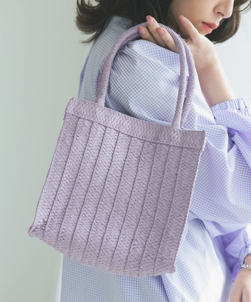 DONOBAN(ドノバン)の「雑材仕切り付きスクエアトート(トートバッグ・レディース・グリーン系その他/ラベンダー/ベージュ/ブラック/グレー・FREE)」の5枚目の写真