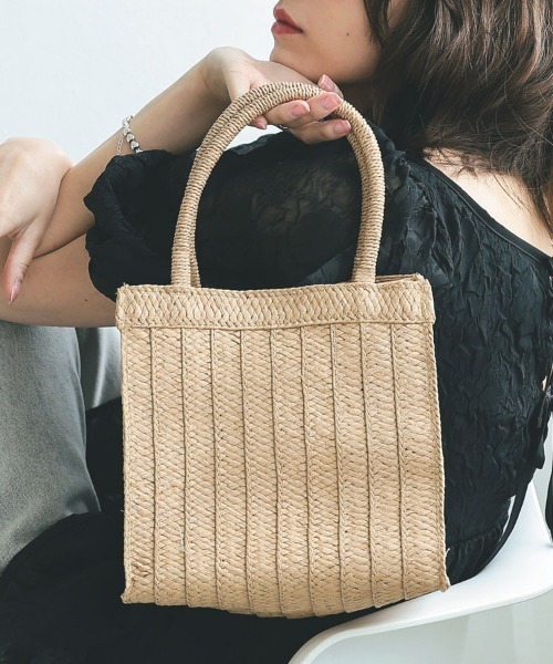 DONOBAN(ドノバン)の「雑材仕切り付きスクエアトート(トートバッグ・レディース・グリーン系その他/ラベンダー/ベージュ/ブラック/グレー・FREE)」の2枚目の写真