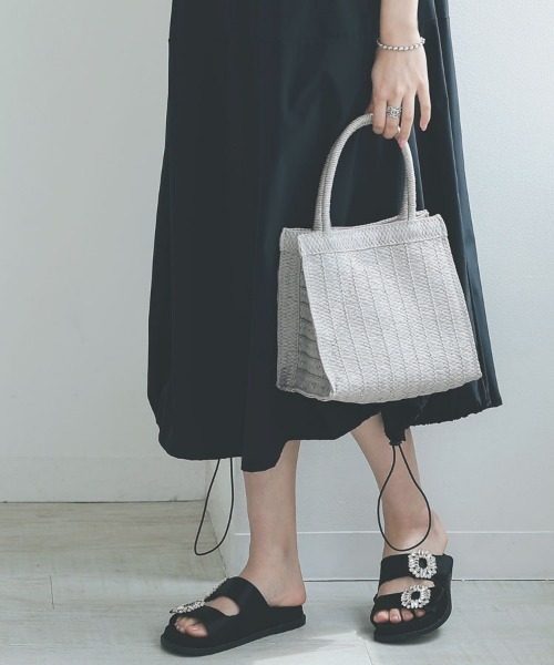 DONOBAN(ドノバン)の「雑材仕切り付きスクエアトート(トートバッグ・レディース・グリーン系その他/ラベンダー/ベージュ/ブラック/グレー・FREE)」の19枚目の写真