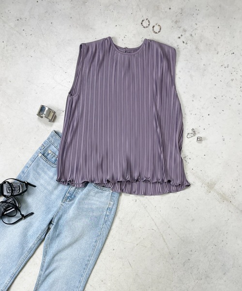 Meli rich（メリーリッチ）の「【セットアップ対応】ランダムプリーツタンクトップ（タンクトップ・レディース・ブラック/パープル/モカ/アイボリー/グレイッシュベージュ・MEDIUM）」の7枚目の写真