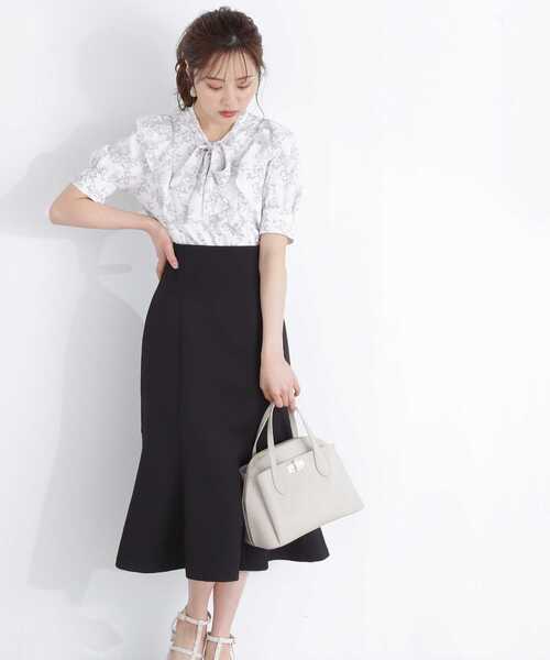 PROPORTION BODY DRESSING（プロポーションボディドレッシング）の「モノトーンブーケフラワーブラウス / 1213110411（シャツ/ブラウス・レディース・パープル/ホワイト系その他・SMALL/MEDIUM）」の13枚目の写真