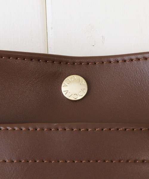 AVOCA(アヴォカ)の「AVOCA 合皮がま口ショルダー / アヴォカ ゴウヒガマグチショルダー(ショルダーバッグ・レディース・ブラック/ブラウン/ホワイト・ONE SIZE)」の8枚目の写真