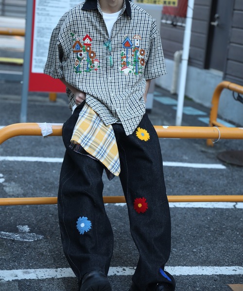 HOOK(フック)の「【HOOK】レトロ調刺繍入りチェック柄半袖シャツ (SS)(シャツ/ブラウス・メンズ・ブラック/イエロー・M/L/XL)」の15枚目の写真