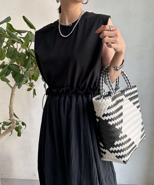 DouDou（ドゥドゥ）の「ドロストドッキングワンピース（ワンピース・レディース・ブラック/ホワイト・FREE）」の7枚目の写真