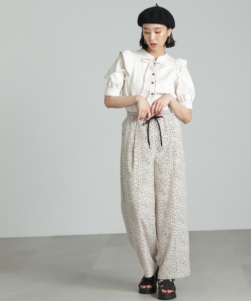 FREE'S MART（フリーズマート）の「肩フリルスキッパー半袖デニムブラウス（シャツ/ブラウス・レディース・ホワイト系その他/ブルー系その他2/ダークネイビー・FREE）」の8枚目の写真