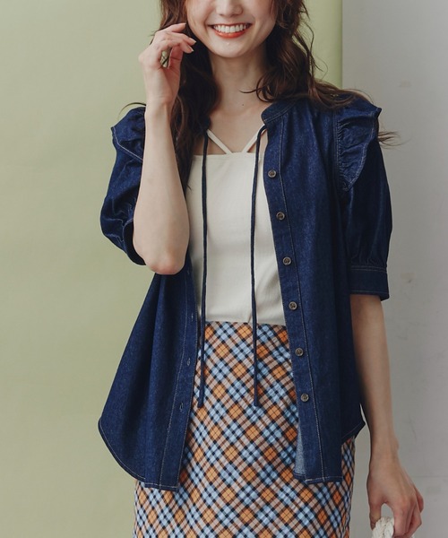 FREE'S MART（フリーズマート）の「肩フリルスキッパー半袖デニムブラウス（シャツ/ブラウス・レディース・ホワイト系その他/ブルー系その他2/ダークネイビー・FREE）」の17枚目の写真