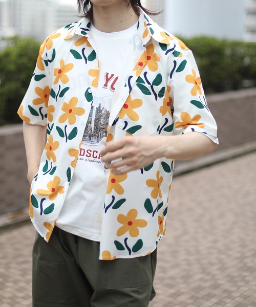 HOOK(フック)の「【HOOK】古着風油絵総柄ビッグシャツ (SS)(シャツ/ブラウス・メンズ・ブルー系その他/ミント/ラベンダー/ネイビー/グリーン/ホワイト/ブルー/ライトブルー/ライトベージュ・L/M/XL)」の2枚目の写真